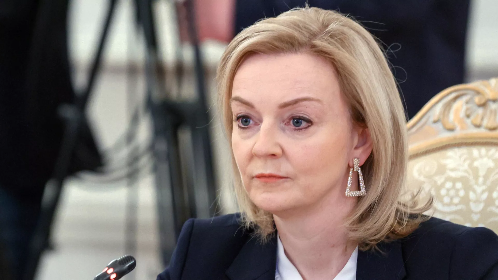 Глава МИД Великобритании Элизабет Трасс во время переговоров с министром иностранных дел РФ Сергеем Лавровым (10 февраля 2022). Москва Глава МИД Великобритании Элизабет Трасс во время переговоров с министром иностранных дел РФ Сергеем Лавровым (10 февраля 2022). Москва - Sputnik Армения, 1920, 09.10.2022