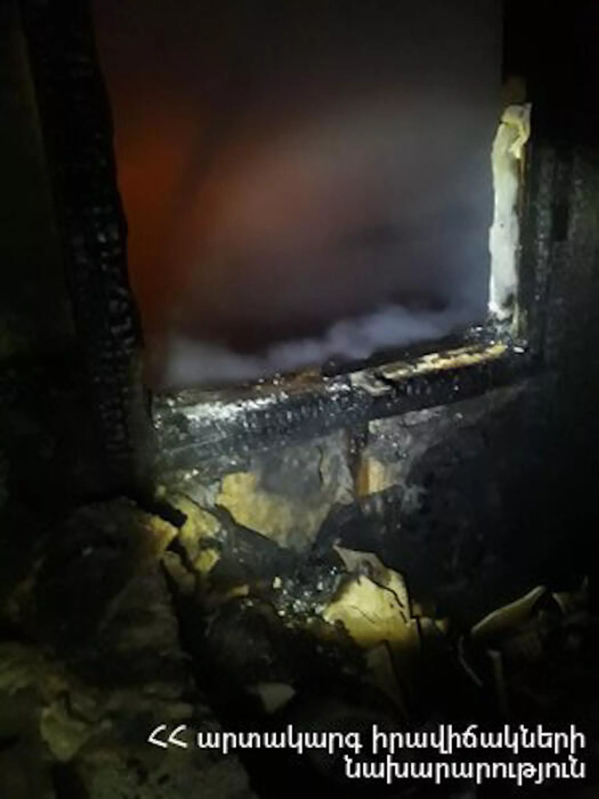 Пожар в одном из домов района Победа (13 февраля 2021). Еревaн Пожар в одном из домов района Победа (13 февраля 2021). Еревaн - Sputnik Армения, 1920, 13.02.2022
