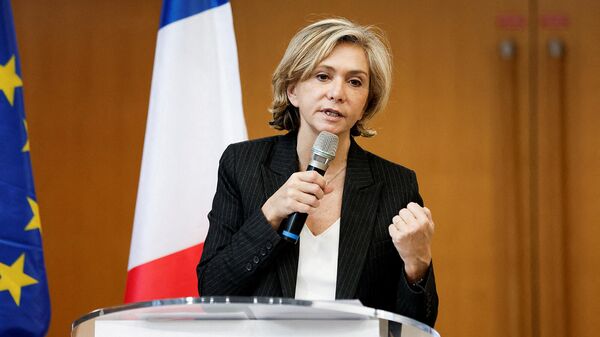 Кандидат от правой партии на президентских выборах во Франции Валери Пекресс - Sputnik Армения