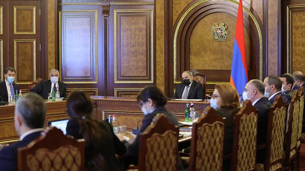 В правительстве состоялось очередное заседание Совета по антикоррупционной политике под председательством премьер-министра Никола Пашиняна (16 февраля 2022). Еревaн - Sputnik Армения