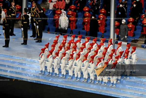 Юные певцы на церемонии закрытия XXIV зимних Олимпийских игр в Пекине - Sputnik Армения