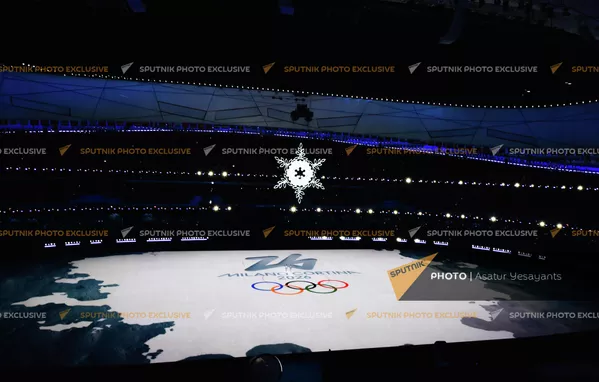 Надпись "Милан 2026" на льду олимпийской арены Надпись "Милан 2026" на льду олимпийской арены - Sputnik Армения