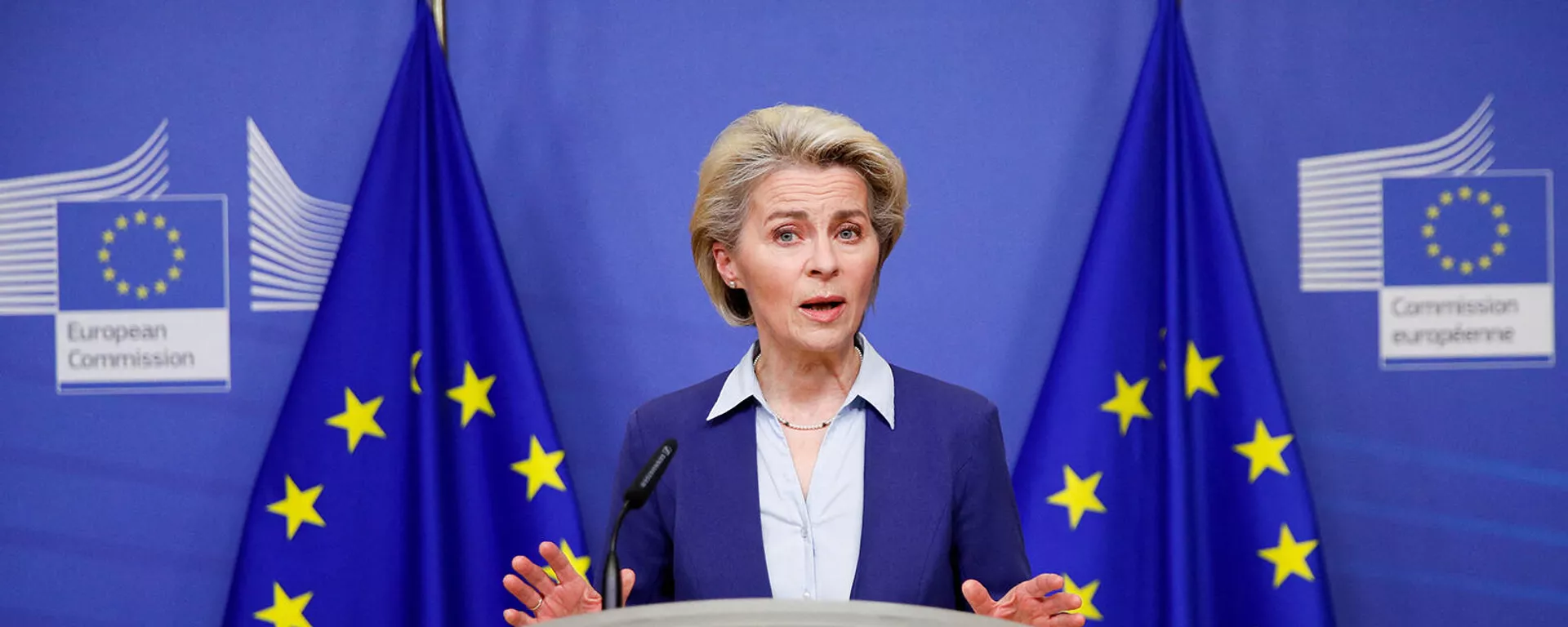 Президент Европейской комиссии Урсула фон дер Ляйен выступила с заявлением после завершения встречи министров иностранных дел ЕС по кризису в Украине (22 февраля 2022). Брюссель - Sputnik Армения, 1920, 11.03.2022