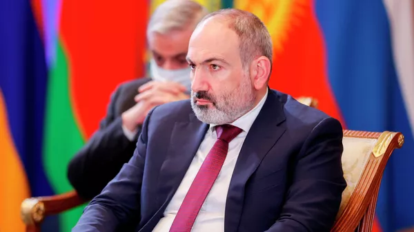 Премьер-министр Армении Никол Пашинян принимает участие заседании Евразийского межправительственного совета в узком составе в Нур-Султане. - Sputnik Армения