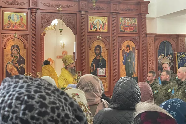 Божественная литургия в Русском православном храме Рождества Христова, расположенном на территории дислокации МС РФ в Карабахе Божественная литургия в Русском православном храме Рождества Христова, расположенном на территории дислокации МС РФ в Карабахе - Sputnik Армения