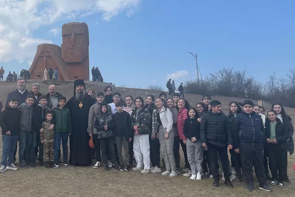 Викарий Патриарха Московского и Всея Руси, епископ Бронницкий Савватий в Карабахе Викарий Патриарха Московского и Всея Руси, епископ Бронницкий Савватий в Карабахе - Sputnik Армения