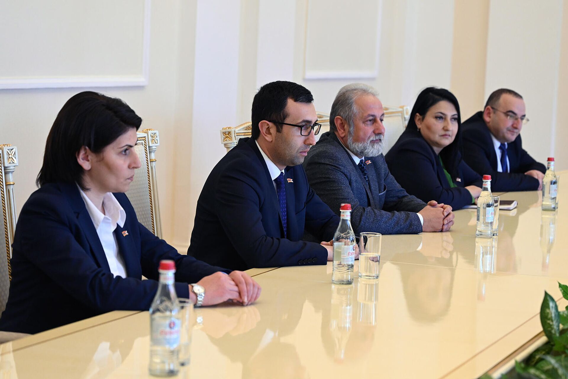 Նախագահ Վահագն Խաչատուրյանն ընդունել է Արցախի Ազգային ժողովի գիտության, կրթության, մշակույթի, երիտասարդության և սպորտի հարցերի մշտական հանձնաժողովի անդամներին (16 մարտի, 2022թ). Երևան - Sputnik Արմենիա, 1920, 16.03.2022