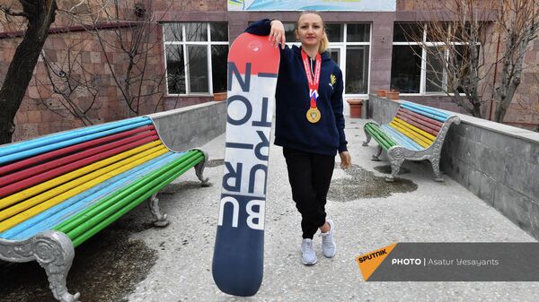 Խանտի Մանսիյսկում կայացած Մենք միասին են պարալիմպիկ միջազգային խաղերում ոսկե մեդալ նվաճած Լուսինե Կարապետյանը - Sputnik Արմենիա