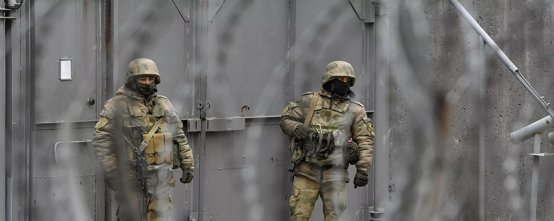 Военнослужащие РФ на территории Запорожской атомной электростанции - Sputnik Армения, 1920, 18.03.2022
