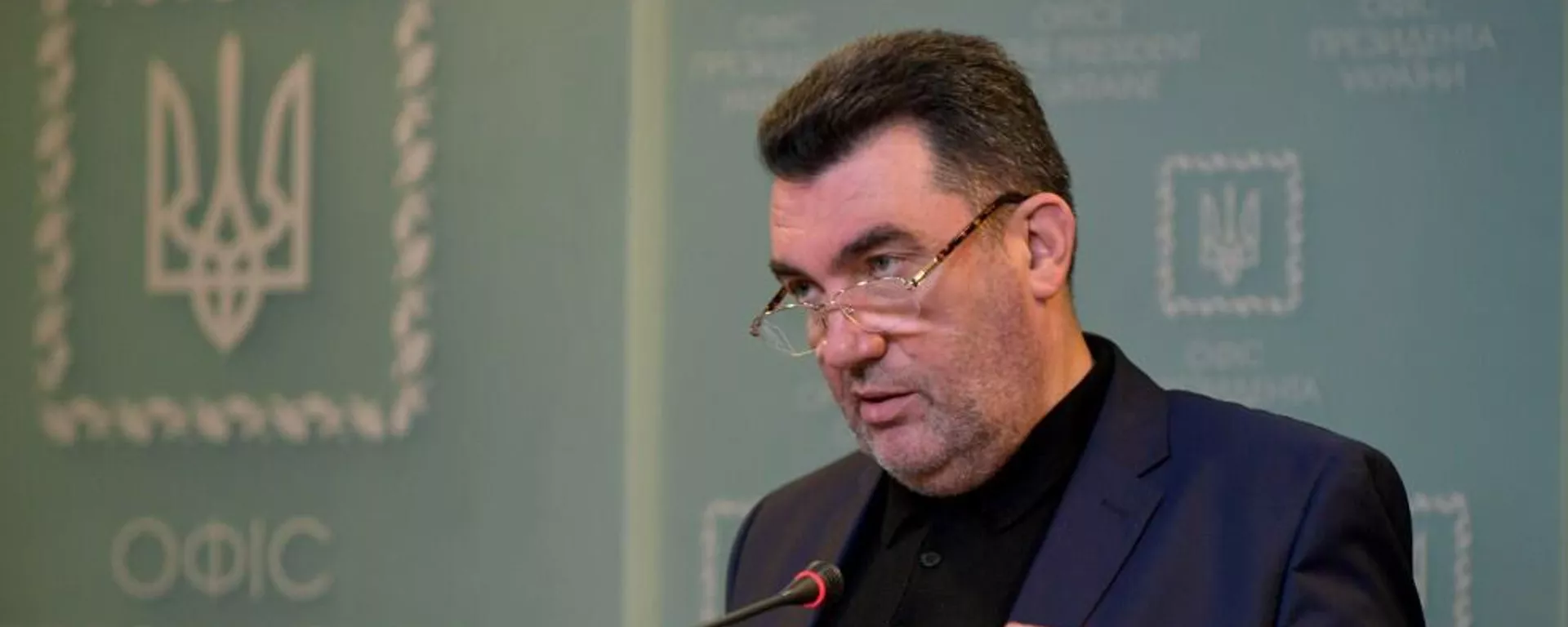 Секретарь Совета национальной безопасности и обороны Украины Алексей Данилов во время брифинга (13 марта 2020). Киев - Sputnik Армения, 1920, 29.03.2022