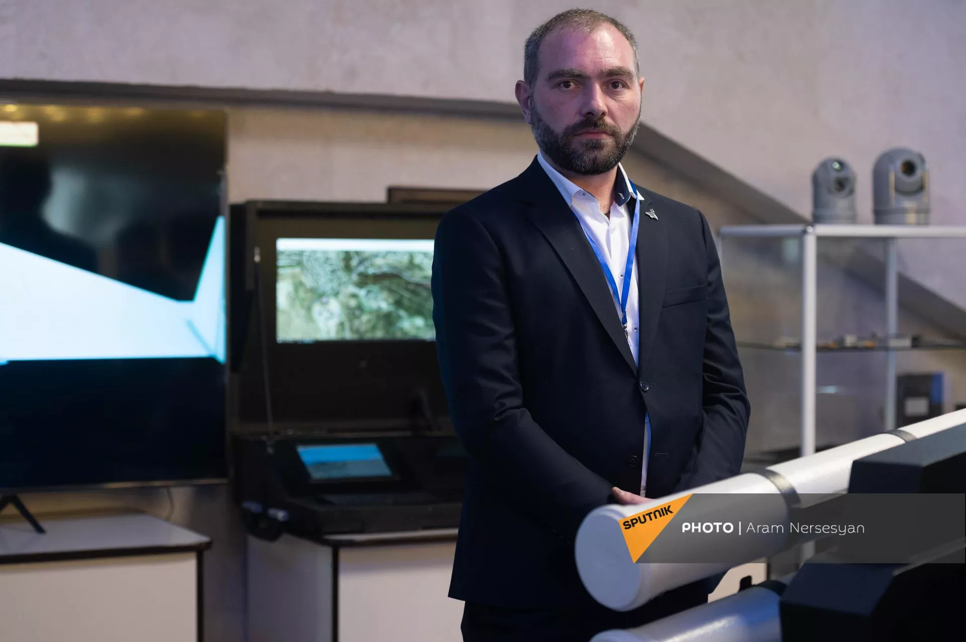 Руководитель компании Davaro Давид Галоян на выставке оборонных технологий ArmHighTech 2022 (31 марта 2022). Еревaн Руководитель компании Davaro Давид Галоян на выставке оборонных технологий ArmHighTech 2022 (31 марта 2022). Еревaн - Sputnik Армения, 1920, 31.03.2022