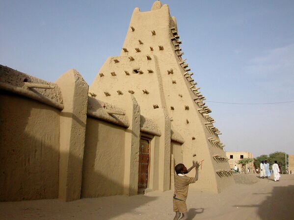Исторический город Тимбукту в Мали.Находится под угрозой из-за вооруженного конфликта в этом районе. - Sputnik Армения