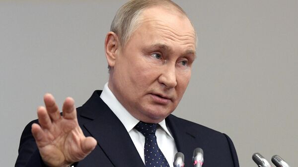 Рабочая поездка президента РФ В. Путина в Санкт-Петербург - Sputnik Армения