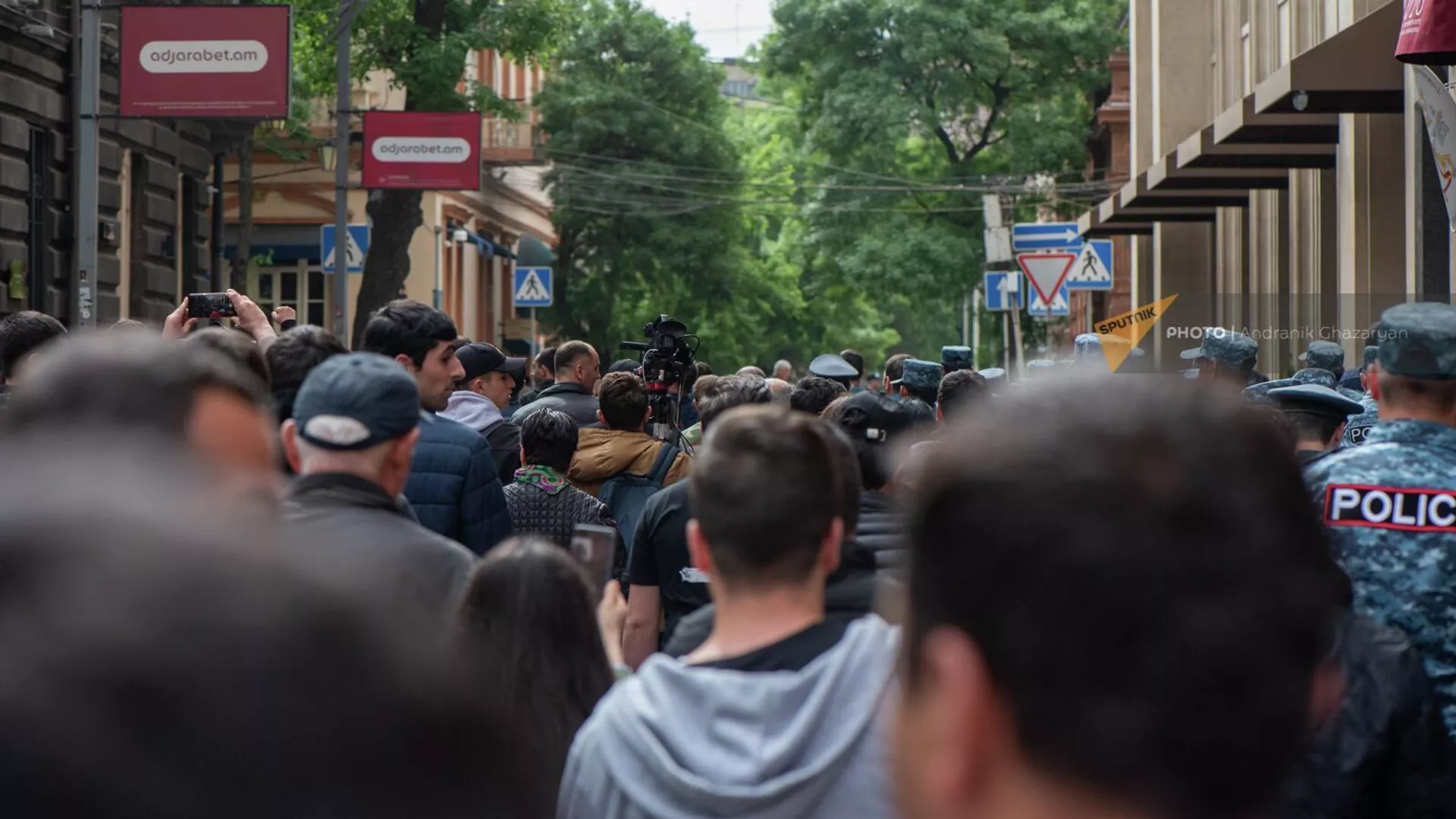 Протестное шествие оппозиции на улице Пушкина (3 мая 2022). Еревaн - Sputnik Армения, 1920, 05.05.2022
