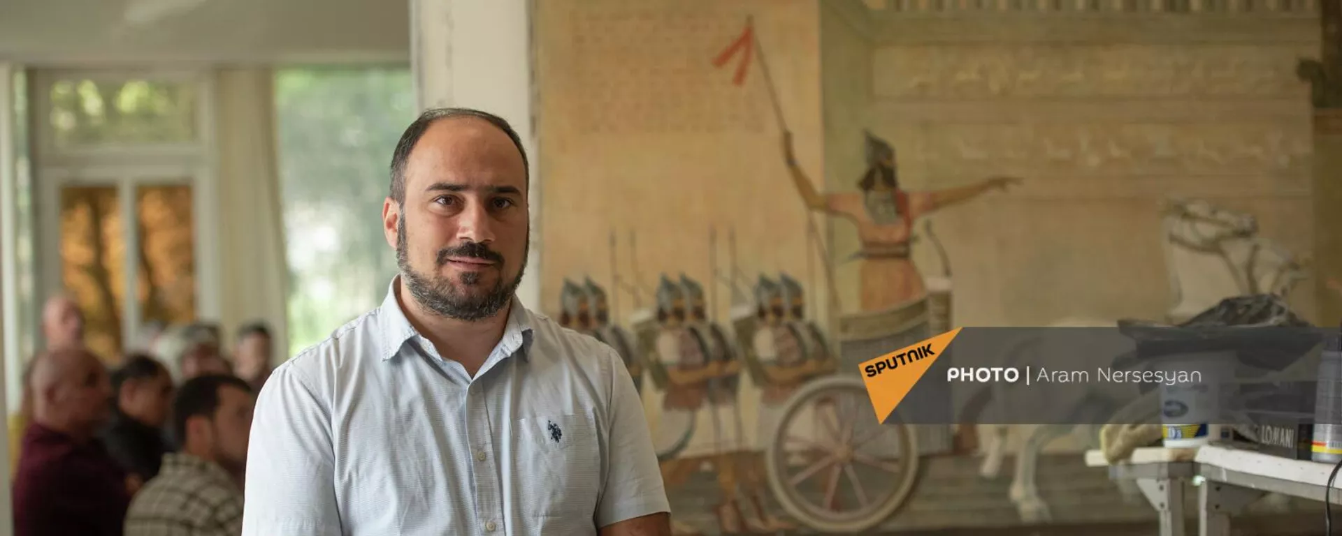 Директор историко-арxеологического музея-заповедника Эребуни Микаэл Бадалян на мастер-классе российских реставраторов для армянских коллег (4 мая 2022). Еревaн - Sputnik Армения, 1920, 15.03.2023