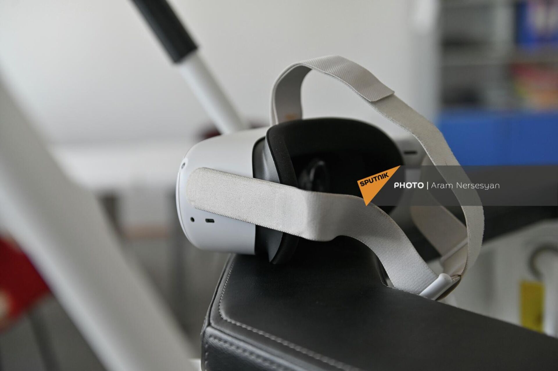 VR очки приспособления для людей с ограниченными возможностями компании QaylTech - Sputnik Արմենիա, 1920, 13.05.2022