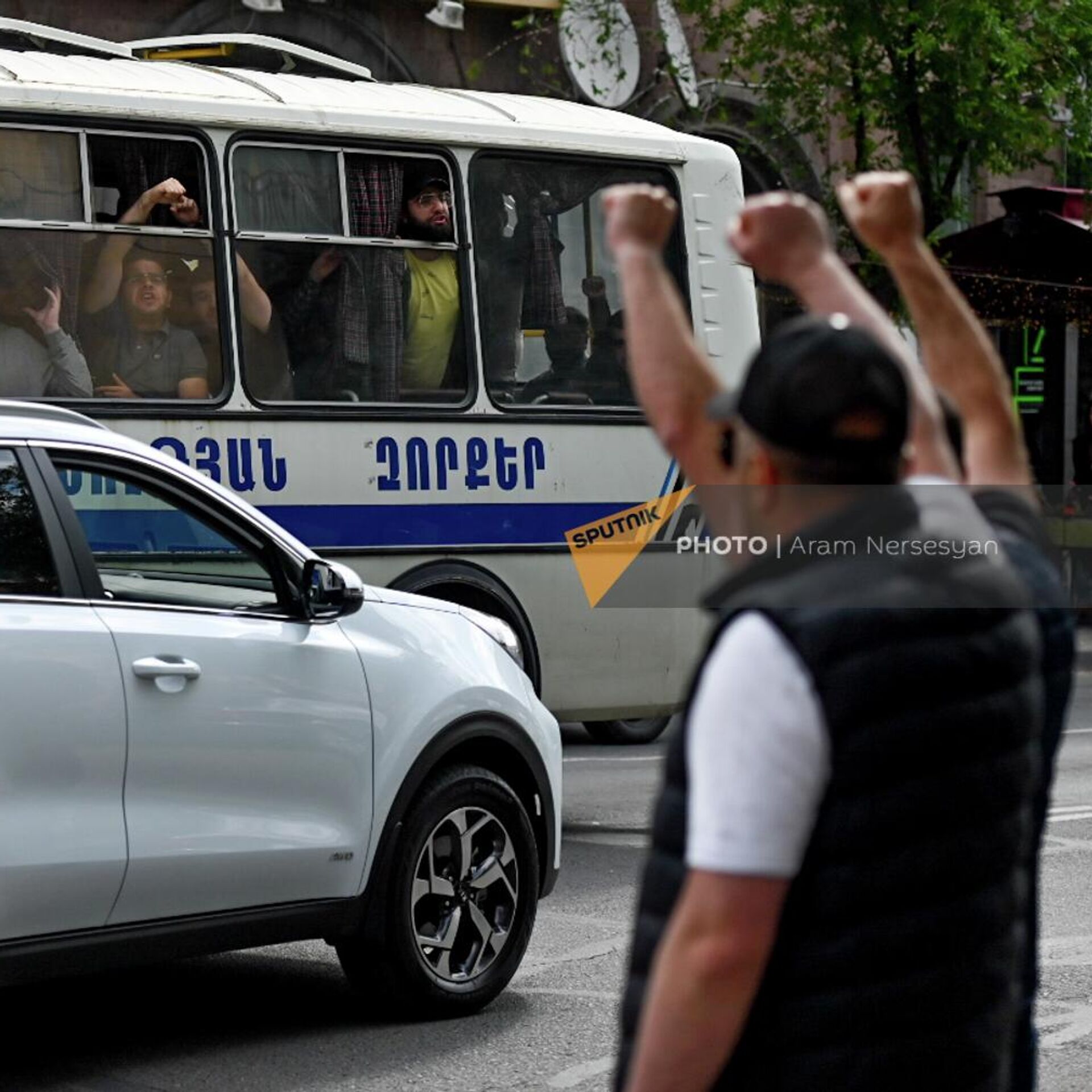 ЧП с наездом на участника акции протеста в Ереване - детали о состоянии  пострадавшего - 18.05.2022, Sputnik Армения