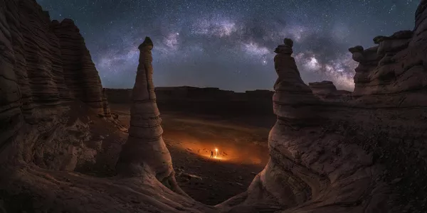 Снимок Lightning the Milky way китайского фотографа Jinyi He, вошедший в список 25 лучших фотографий конкурса 2022 Milky Way Photographer of the Year. - Sputnik Армения