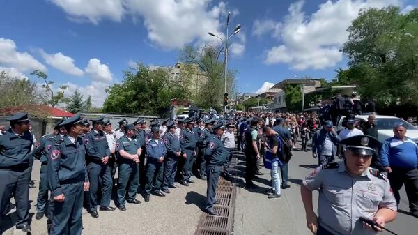 Шествие оппозиции по пр. Баграмяна и ул. Прошяна - Sputnik Армения