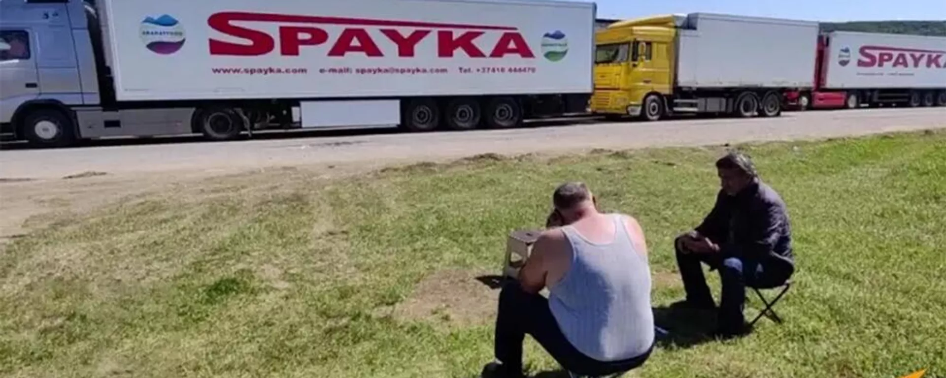 На подъезде к Тбилиси со стороны грузино-армянской границы выстроилась многокилометровая пробка из грузовых фур - Sputnik Армения, 1920, 27.05.2022