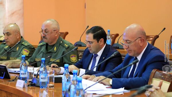 Министр обороны Сурен Папикян провел заседание коллегии, в ходе которого был обсужден ряд вопросов, связанных с повышением привлекательности военной службы (30 мая 2022). Еревaн - Sputnik Армения
