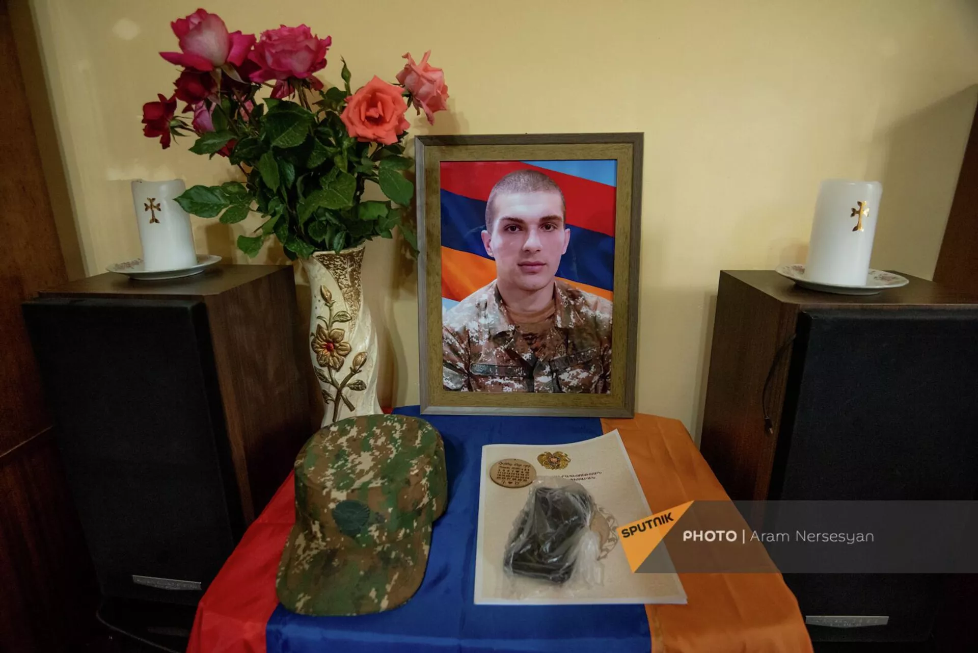 Уголок памяти погибшего военнослужащего Давида Варданяна Уголок памяти погибшего военнослужащего Давида Варданяна - Sputnik Армения, 1920, 03.06.2022