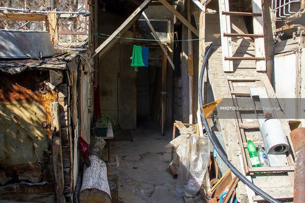 Мухлеж с квадратными метрами? Жители ереванского Конда требуют перемерить свои дома - Sputnik Армения