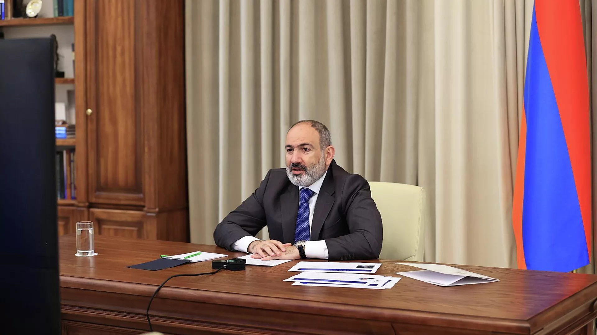 Премьер-министр Никол Пашинян провел первое заседание Совета по экономической политике по видеосвязи (6 июня 2022). Еревaн