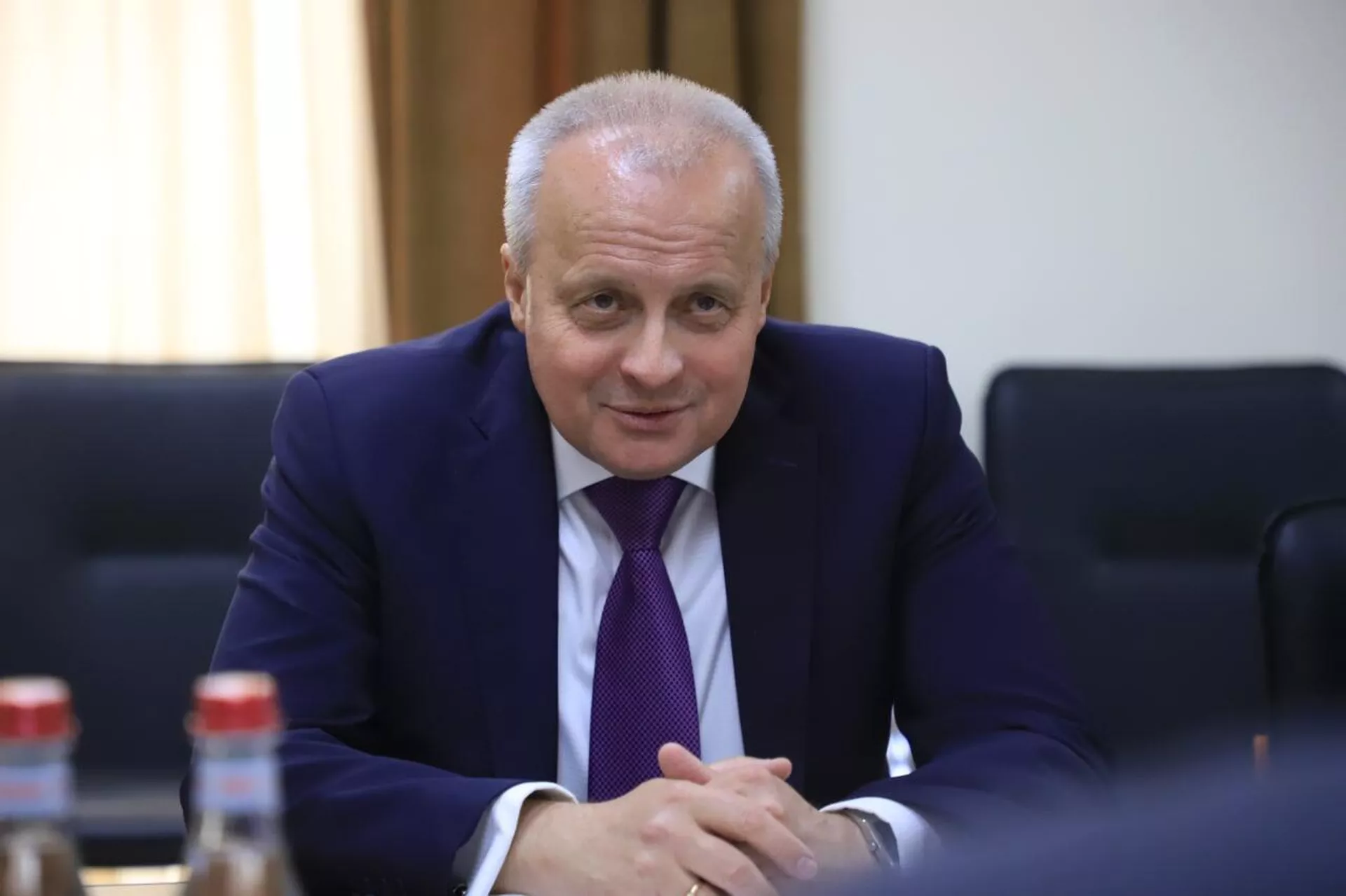 Министр высокотехнологичной промышленности Роберт Хачатрян принял Чрезвычайного и полномочного посла России Сергея Копыркина (7 июня 2022). Еревaн - Sputnik Армения, 1920, 07.06.2022