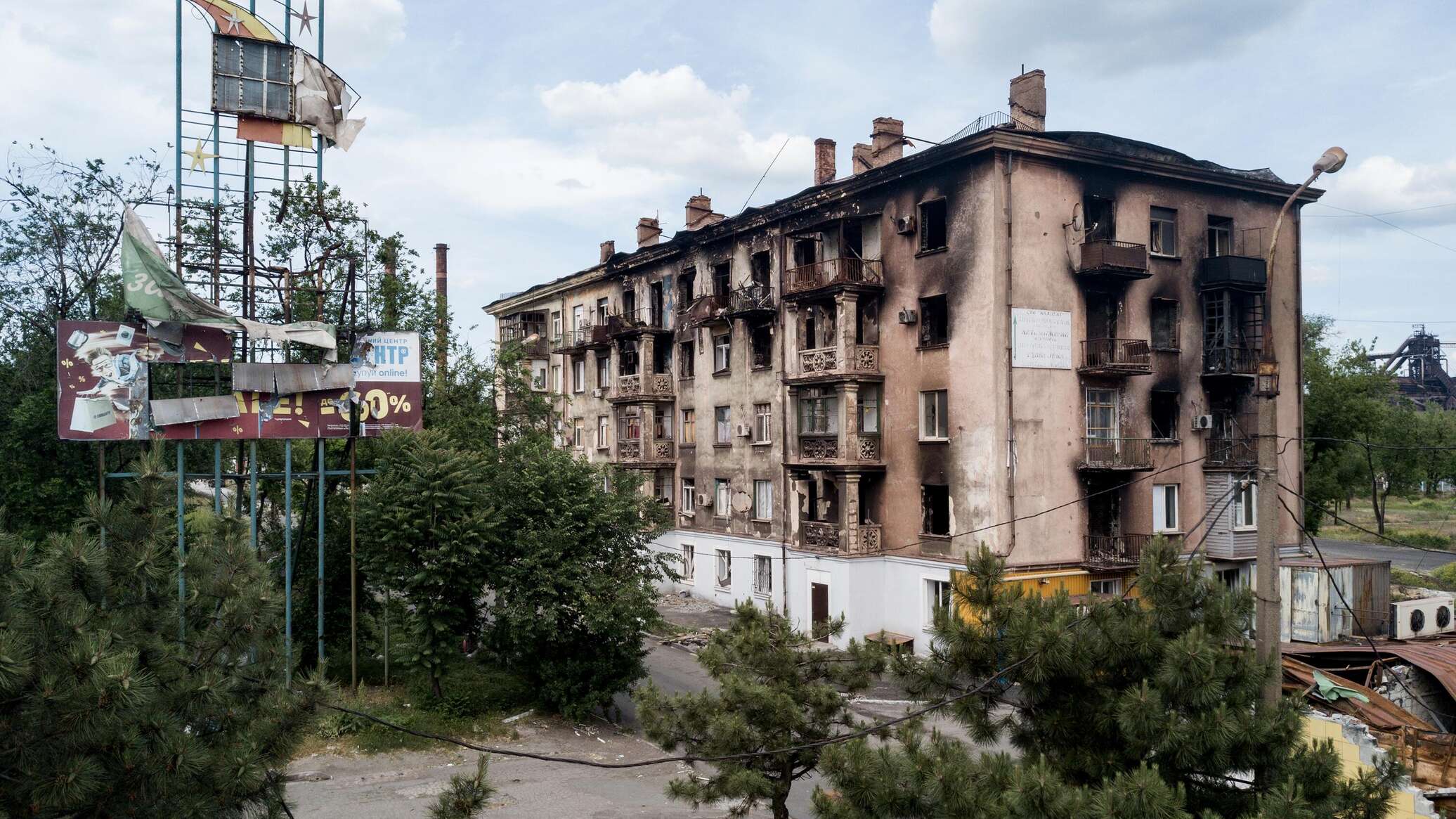 Меры безопасности усилены в Мариуполе после покушения на мэра города -  20.08.2022, Sputnik Армения