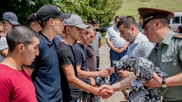 Первый день летнего призыва в укрупненной общине Ванадзор (13 июня 2022). Лори - Sputnik Армения