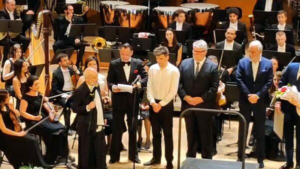 В концертном зале Арама Хачатуряна состоялась церемония награждения 18-го Международного конкурса имени Хачатуряна и гала-концерт (13 июня 2022). Еревaн - Sputnik Армения