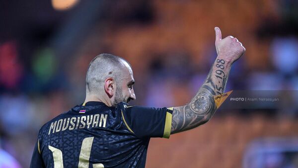 Հայաստանի ֆուտբոլի ազգային հավաքականի նախկին հարձակվող Յուրա Մովսիսյանը - Sputnik Արմենիա
