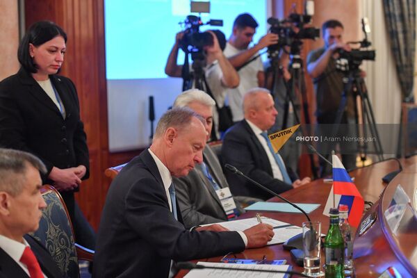 На расширенном заседании Комитета секретарей Совбезов утвердили План совместной подготовки сил и средств системы коллективной безопасности на будущий год - Sputnik Армения