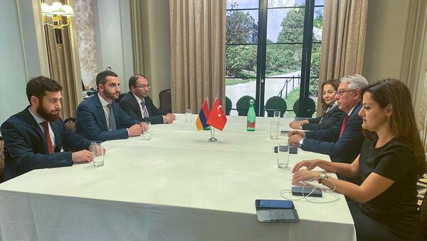 Встреча специальных предствитeлей Армении и Турции (1 июля 2022). Вена - Sputnik Армения