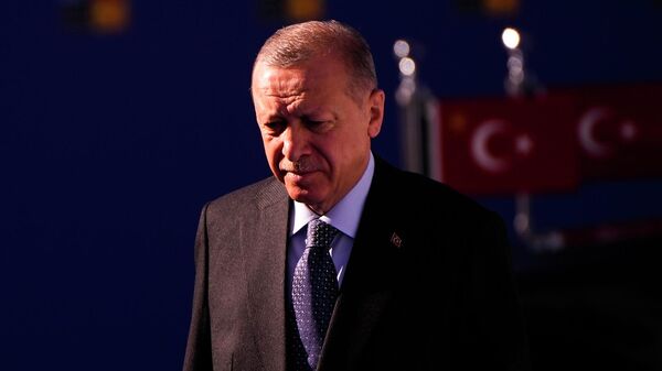 Президент Турции Реджеп Тайип Эрдоган прибывает на саммит НАТО в Мадрид (30 июня 2022). Испания - Sputnik Армения