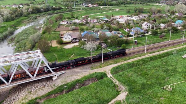 Ретро-поезд Победа в Новороссийске - Sputnik Армения