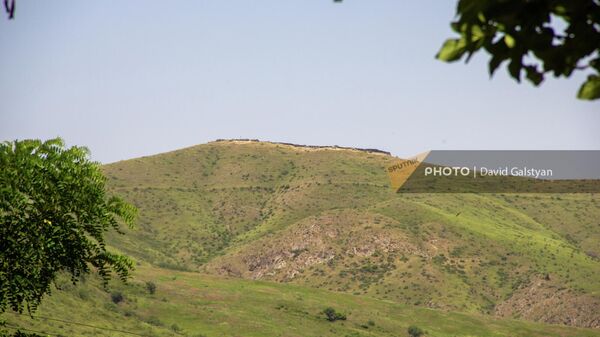 Позиции азербайджанских ВС близ села Барекамаван, Тавушская область - Sputnik Армения