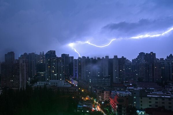 Կայծակ և ամպրոպ Շանհայում, Չինաստան - Sputnik Արմենիա