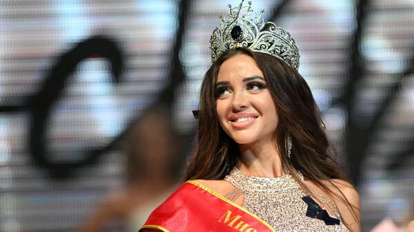 Анна Янкова, завоевавшая Гран-при конкурса красоты и талантов Мисс Москва-2022 - Sputnik Армения