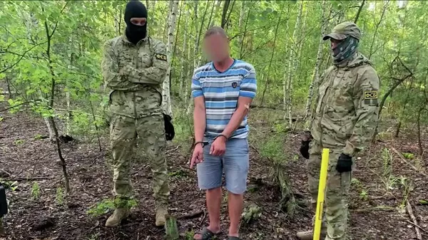 Три диверсанта готовили теракт в Липецке, они задержаны - Sputnik Армения