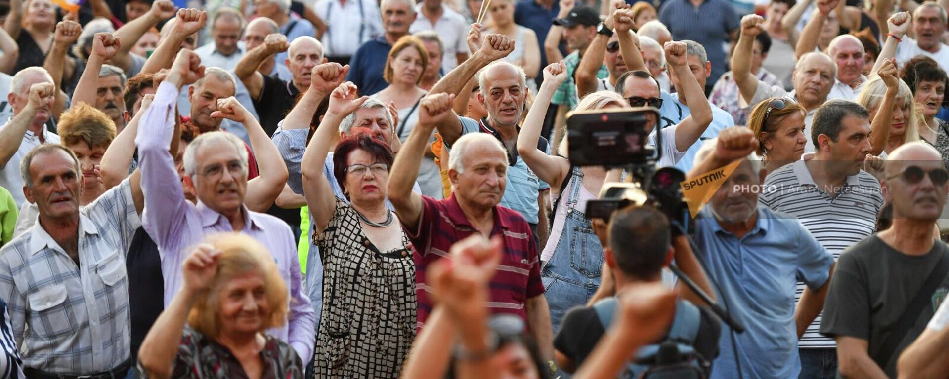 Митинг оппозиции на площади Франции (29 июля 2022). Еревaн - Sputnik Армения, 1920, 20.08.2024