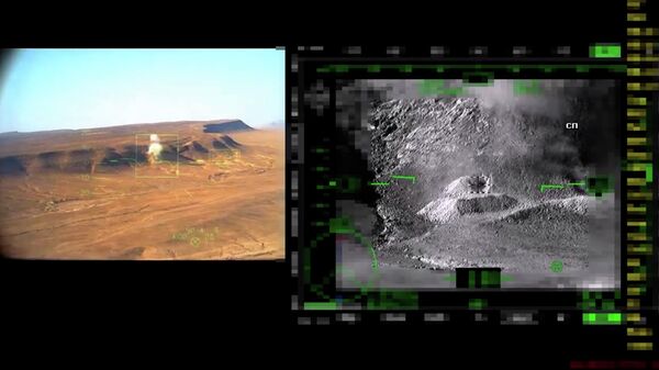 Видео охоты российских вертолетов на боевиков в сирийской пустыне - Sputnik Армения