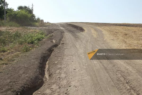 Дорога из Корнидзора к границе Армении Дорога из Корнидзора к границе Армении - Sputnik Армения
