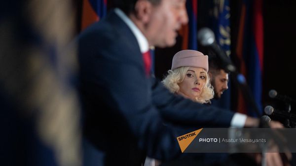 Տիգրան Արզաքանցյանը և Նատալյա Ռոտենբերգը - Sputnik Արմենիա
