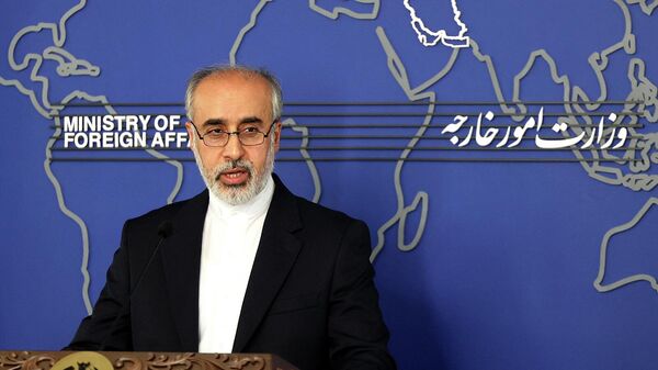 Официальный представитель МИД Ирана Насер Канани на пресс-конференции (13 июля 2022). Тегеран - Sputnik Армения