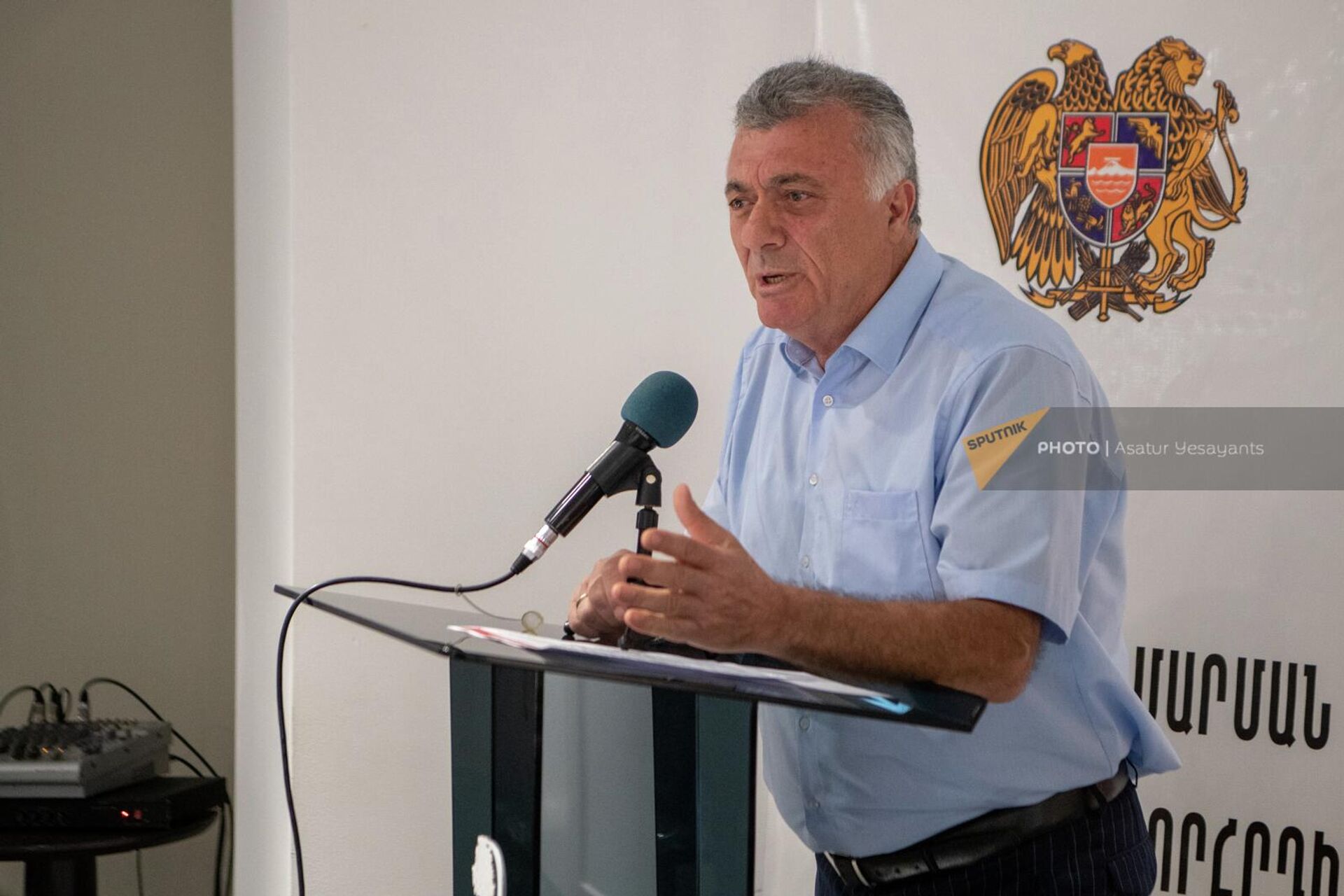 Рубен Акопян на символическом заседании Верховного Совета РА по вопросу 32-й годовщины принятия Декларации независимости (23 августа 2022). Еревaн - Sputnik Արմենիա, 1920, 06.02.2026