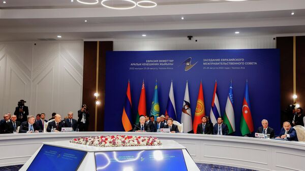 Премьер-министр Никол Пашинян на заседании Евразийского межправительственного совета в расширенном составе (26 августа 2022). Чолпон-Ата - Sputnik Армения