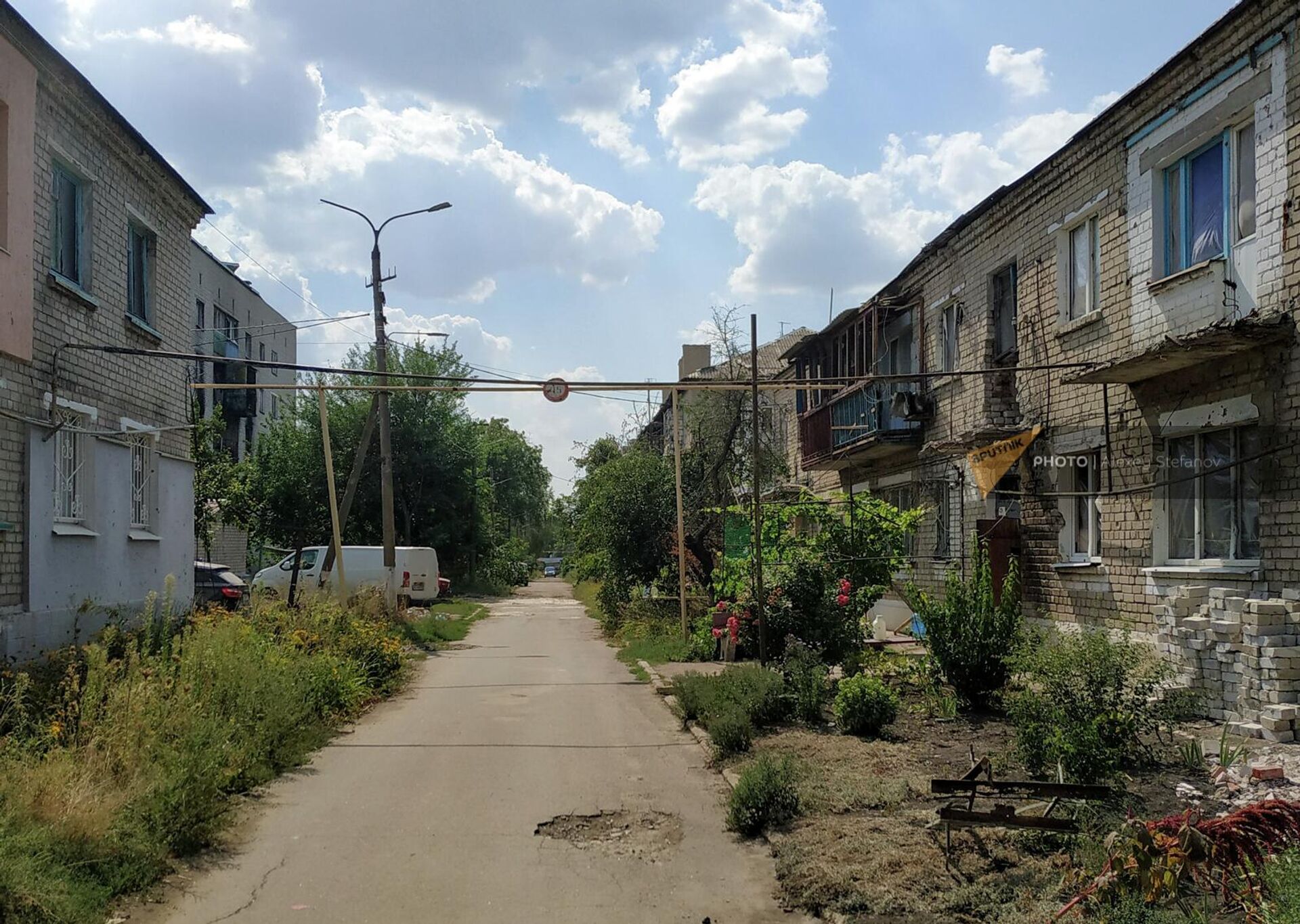 Одна из улиц Волновахи - Sputnik Армения, 1920, 09.09.2022