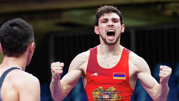 Бронзовый призер чемпионата мира по борьбе Арсен Арутюнян - Sputnik Армения